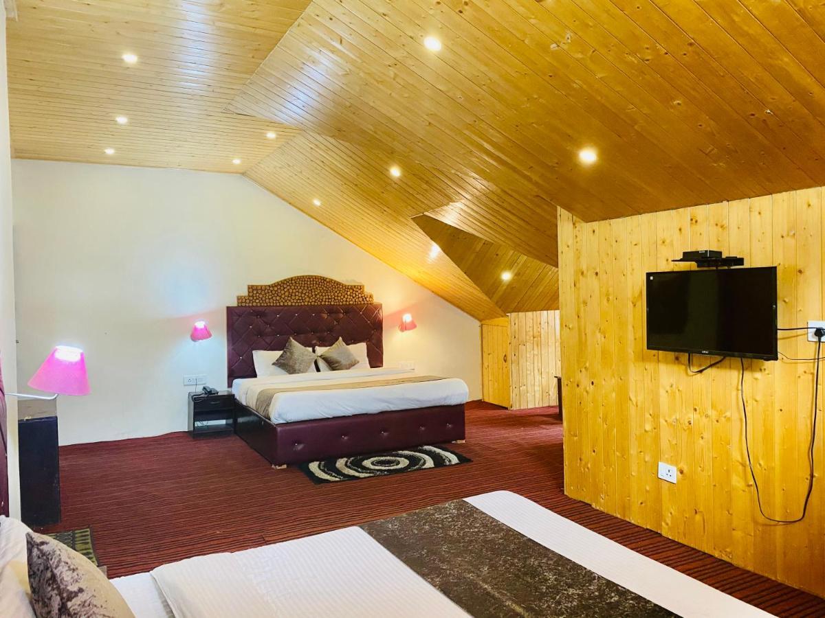 Hotel Hadimba Palace - Near Mall Road Manāli Dış mekan fotoğraf