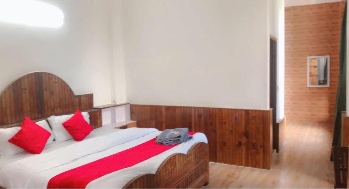 Hotel Hadimba Palace - Near Mall Road Manāli Dış mekan fotoğraf